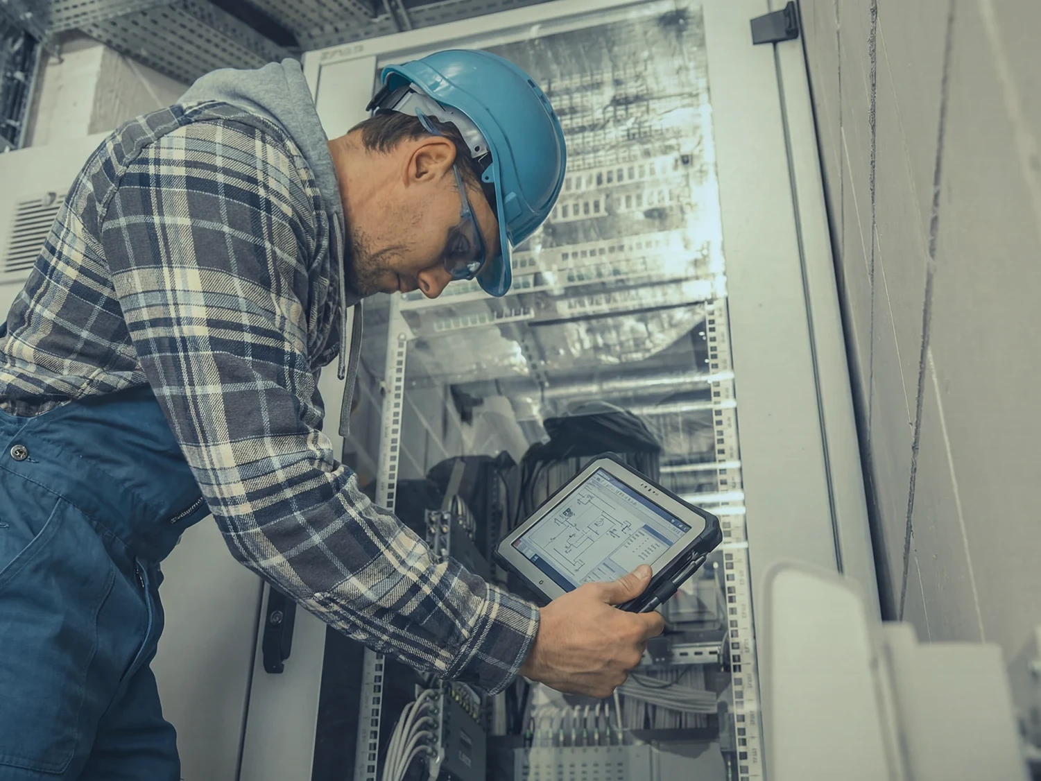 Mantenimento industrial con Software